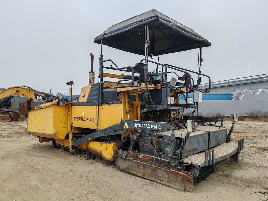 Finisor asfalt pe senle Dynapac F14C