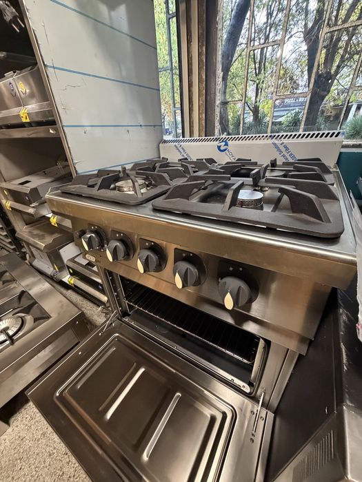 Газова печка с 4 и 6 котлона