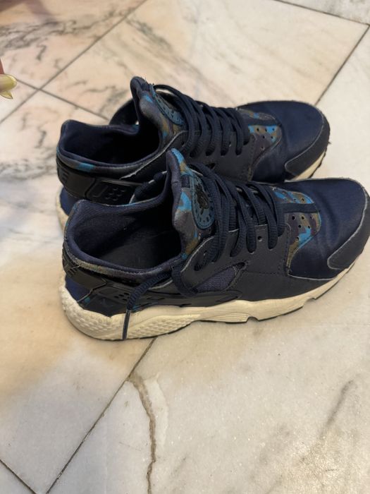 Adidasi Nike Huarache
