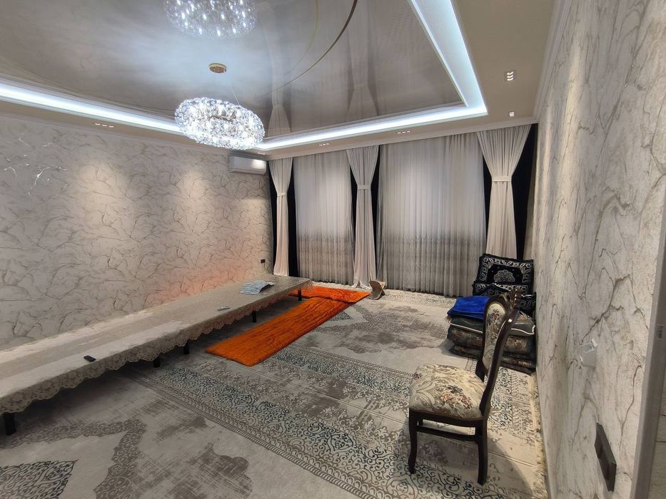 Ховли сотилади срочно