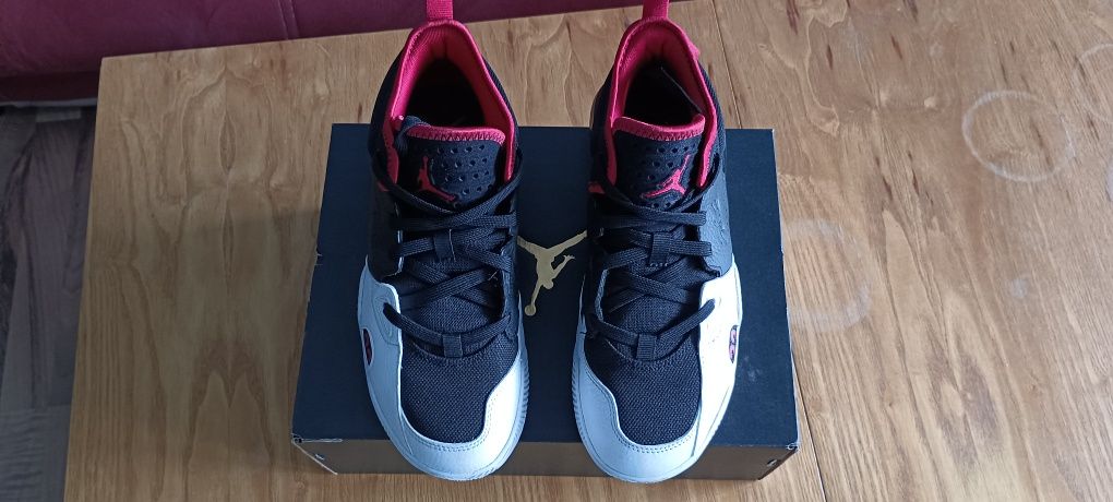 Маратонки Nike Jordan Stay Loyal 2,  размер 40.5