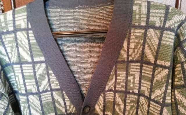 Мъжка трикотажна жилетка нова