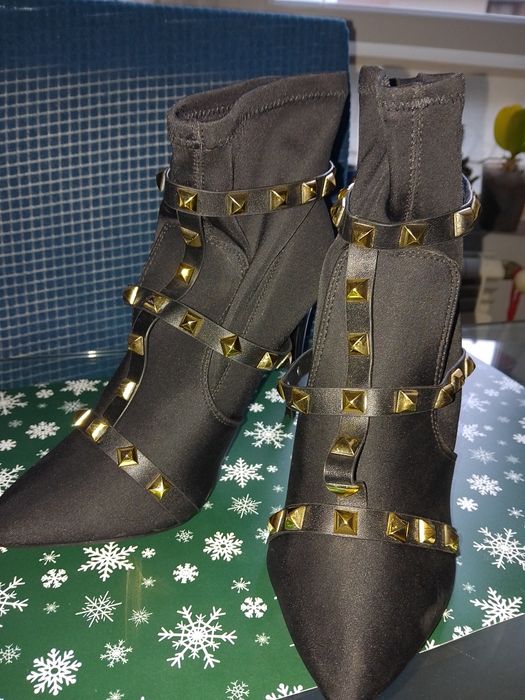 Чисто нови боти, номер 39