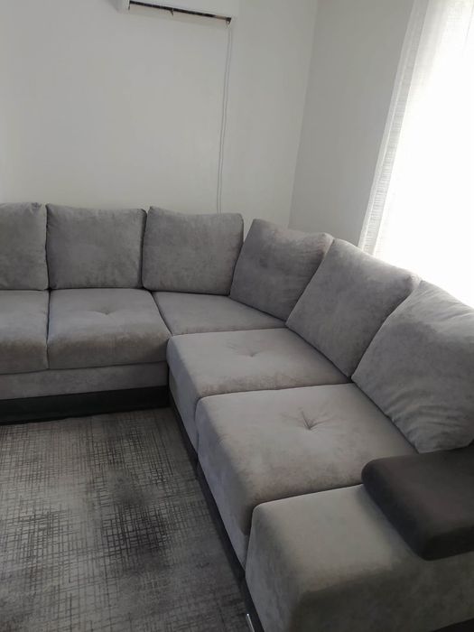 Продам диван в отличном состоянии.