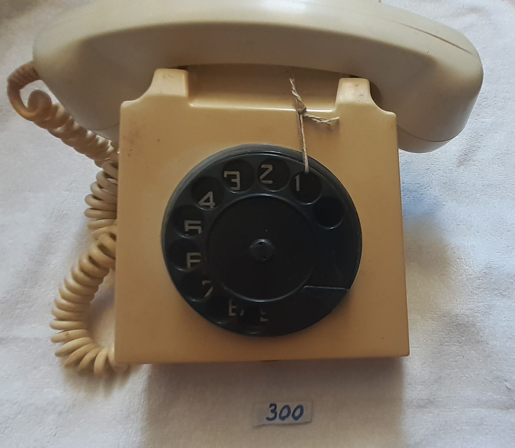 Telefoane de colecție nu trimit în țară predare personal prefer în cen