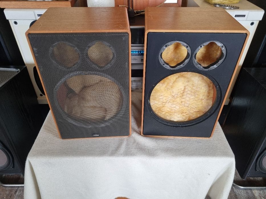 Set Cutii Boxe Canton GLE 70. Stare buna.