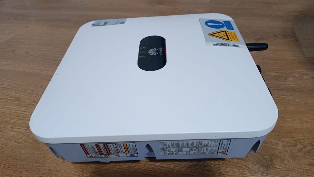 Vand invertor monofazat Huawei 5kW pentru sisteme fotovoltaice