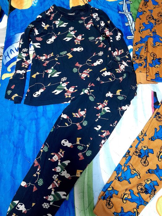 Детски дънки и пижами