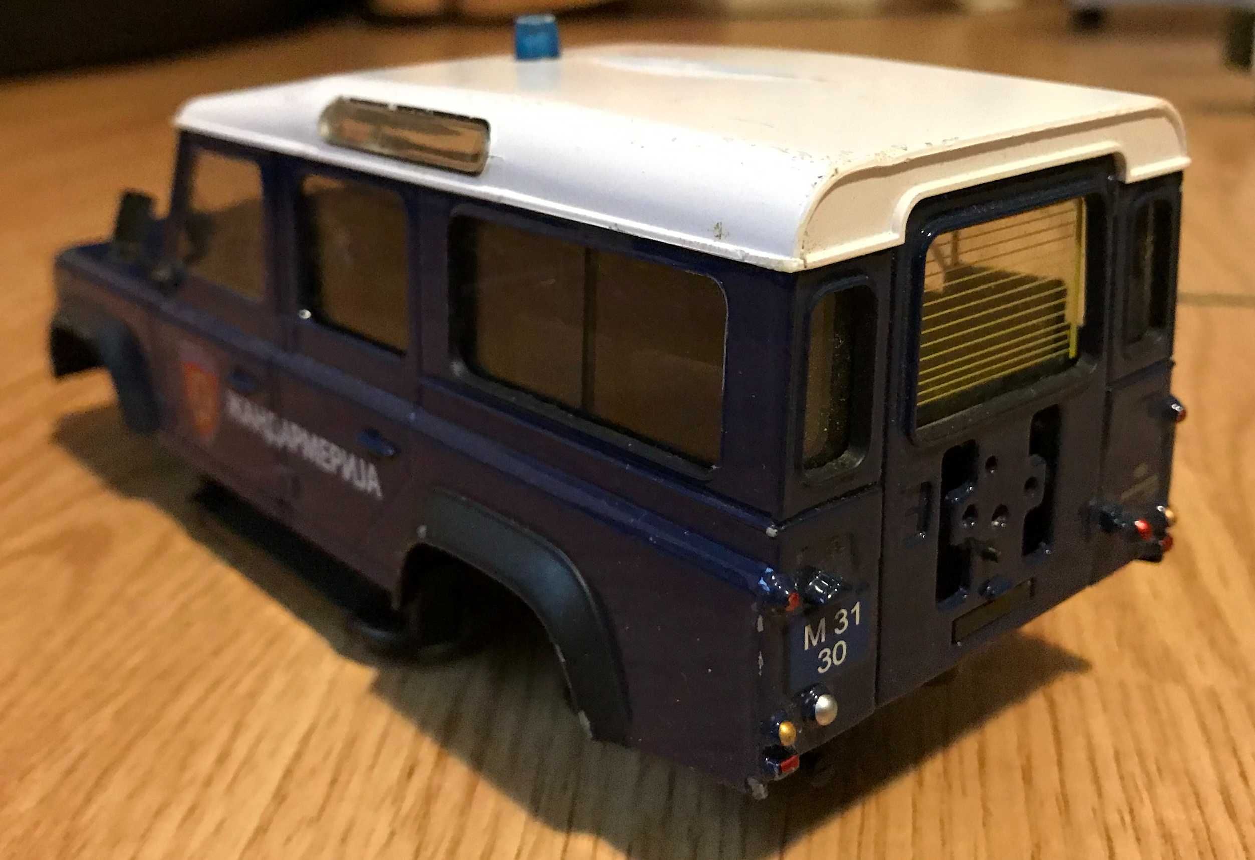 Macheta Auto Land Rover Defender - Hongwell - 1 24