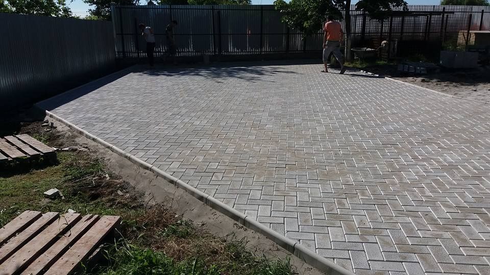 Pavaj, Transport, Montaj