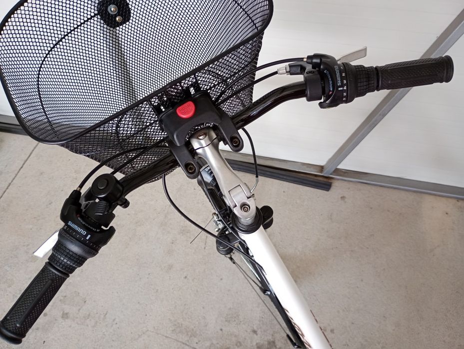 Vând bicicleta Raleigh,roti 28,cu 21 vit,stare f bună !