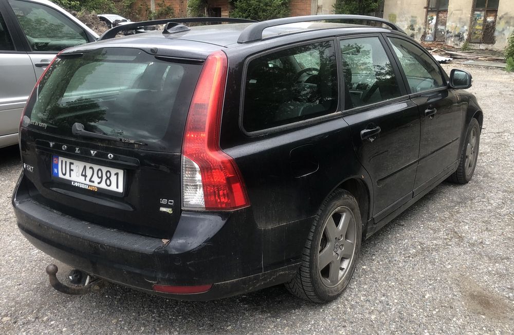 Volvo v50 1.6 hdi на части