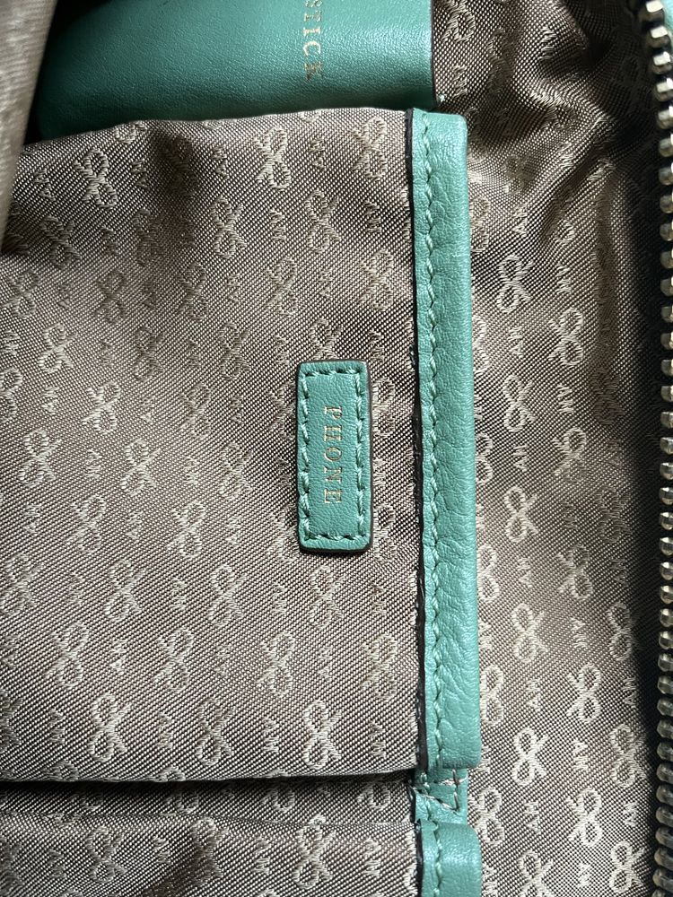 Дамска чанта ANYA HINDMARCH отестествена кожа.