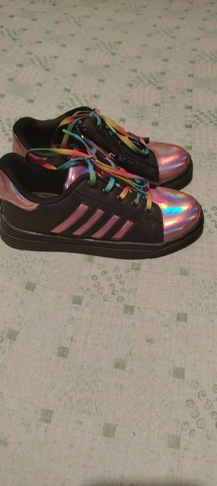 Запазени, в добро състояние удобни