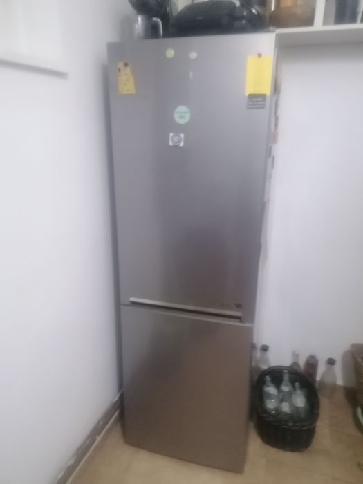 Frigider  gri Beko ProSMartInverter, Neofrost, pret 900 lei