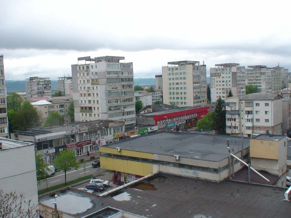 ORIZONT-PIAȚA SUD, 3 cam. decomandat, 82 mp, etaj 7/10, vedere superbă