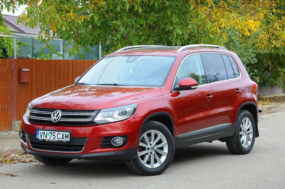 VW Tiguan 2014 2.0D 140 CP E5 6 trepte Clima Navi Xenon LED Proprietar