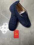 Louboutin sotilad