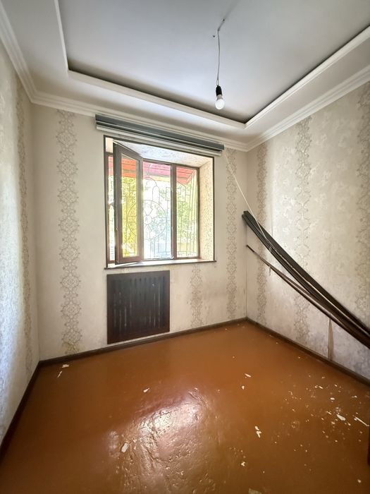 Квартира срочно сотилади