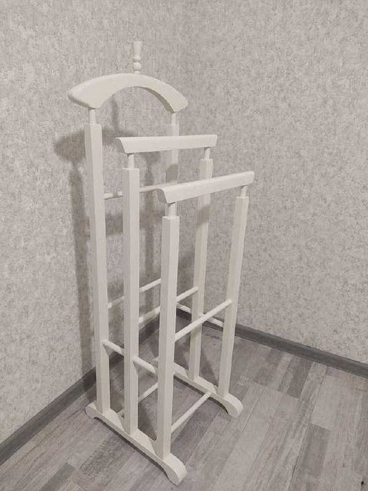 Классическая деревянная вешалка , напольная для одежды, из двух частей