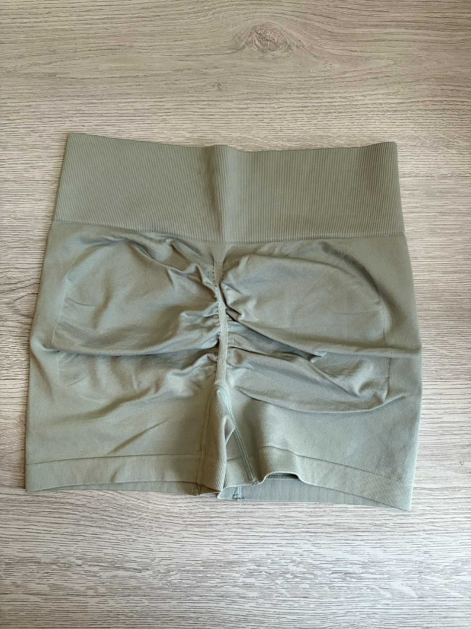 Зелен къс спортен клин от Shein