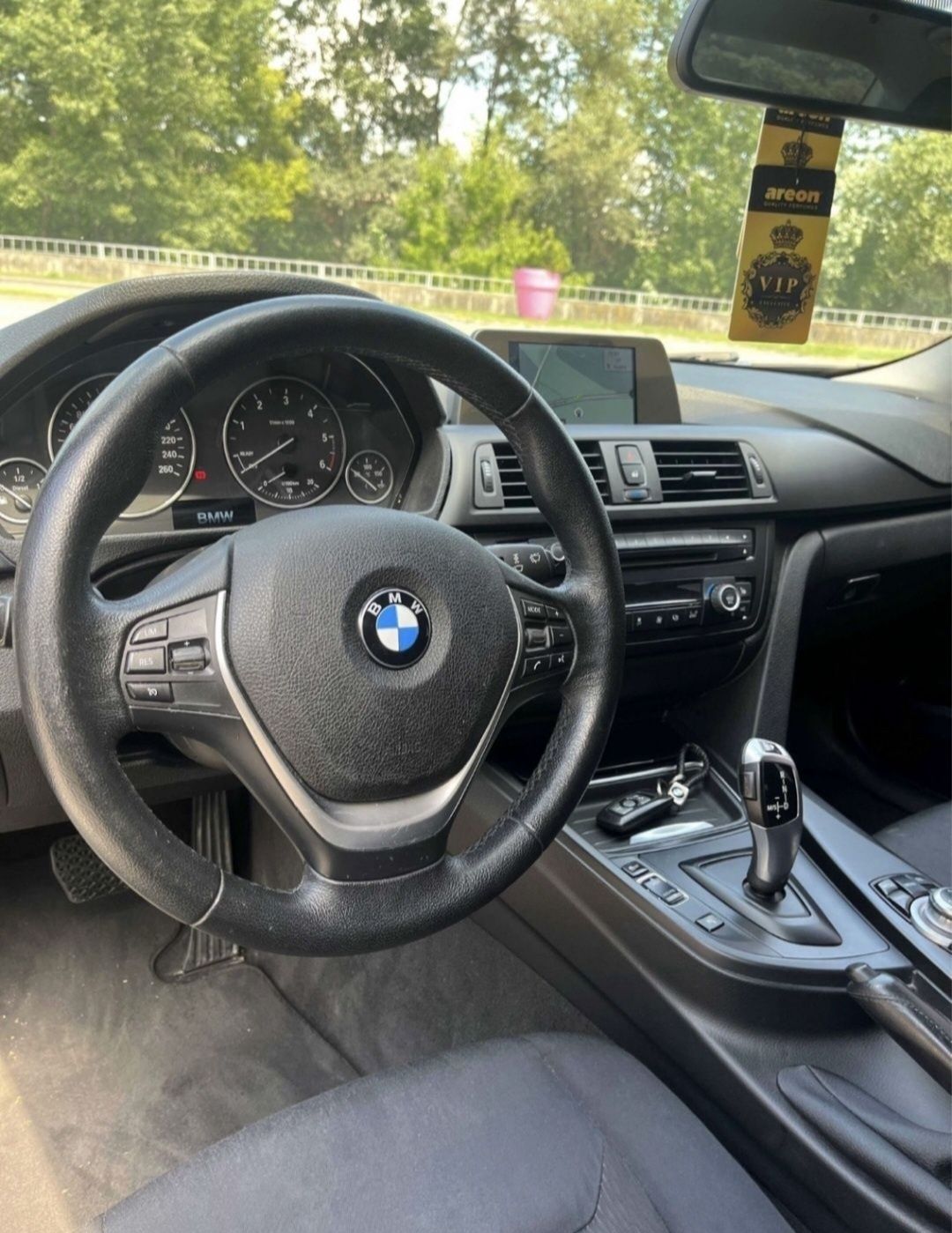 BMW seria 3 F30 automat