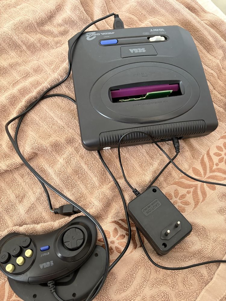 Продам приставку sega mega drive 2