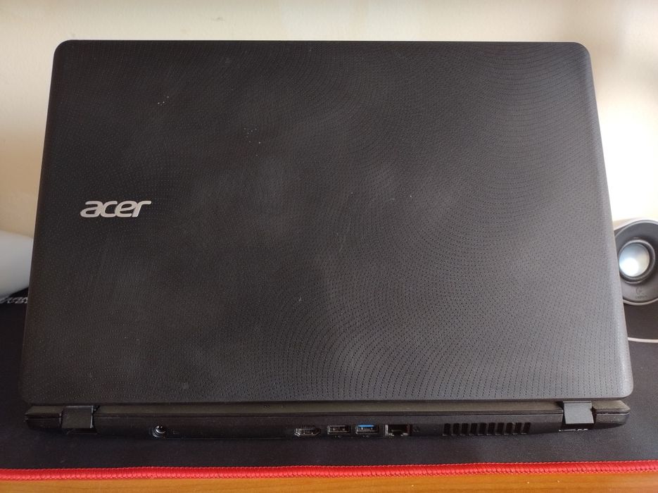 Laptop Acer Aspire ES15