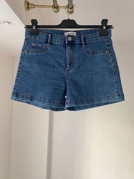 Pantaloni scurți de blug Pull&bear