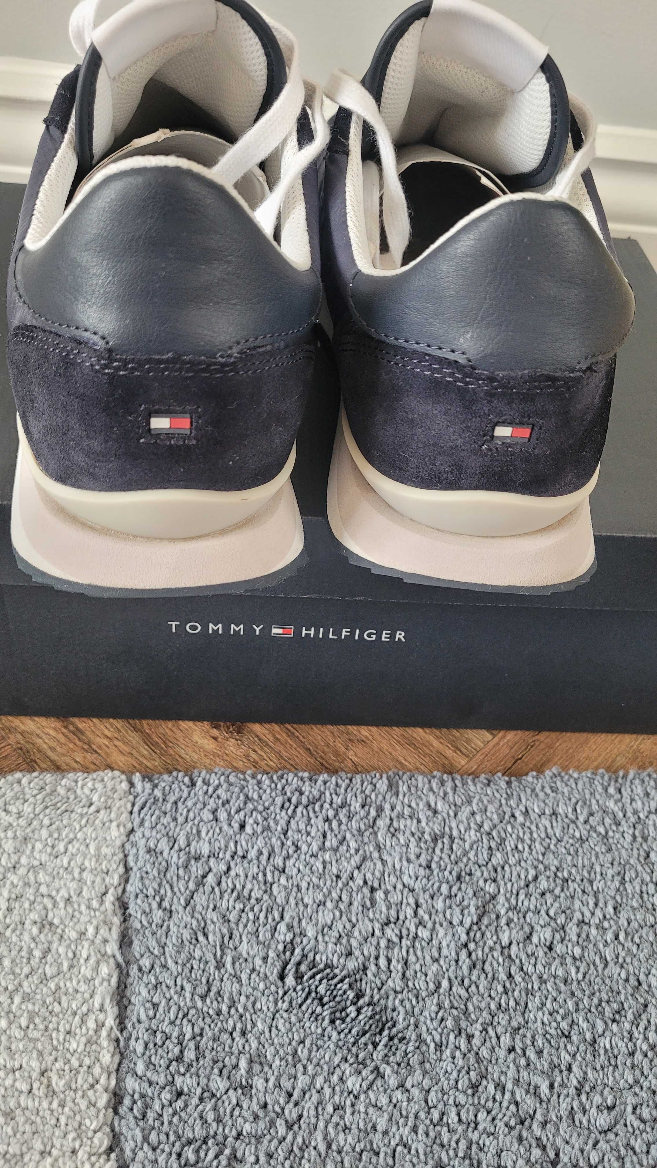 Мъжки спортни обувки Tommy Hilfiger