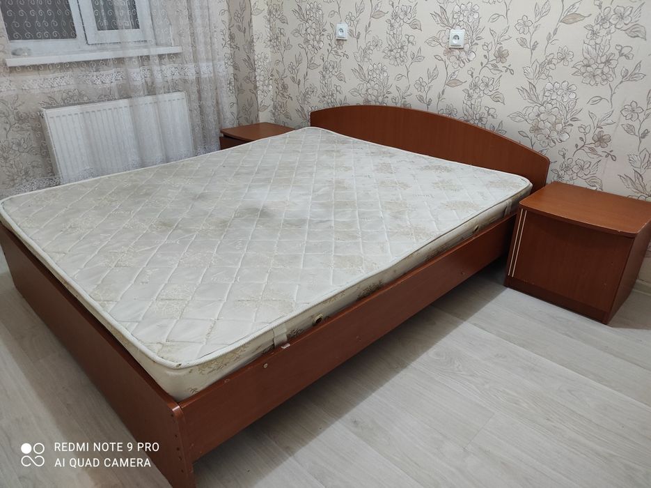 Кровать продам и шкаф