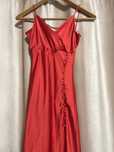 Rochie Zara crăpată pe picior