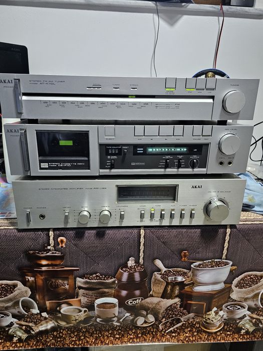 Akai Amplificator Am-U33+Deck CS-F110+ Tuner AT-K 110L