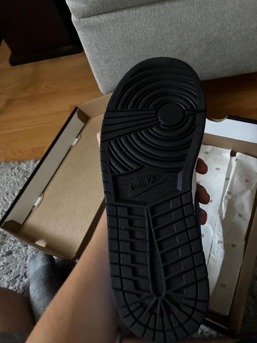 Jordan 1 low white hype royal black