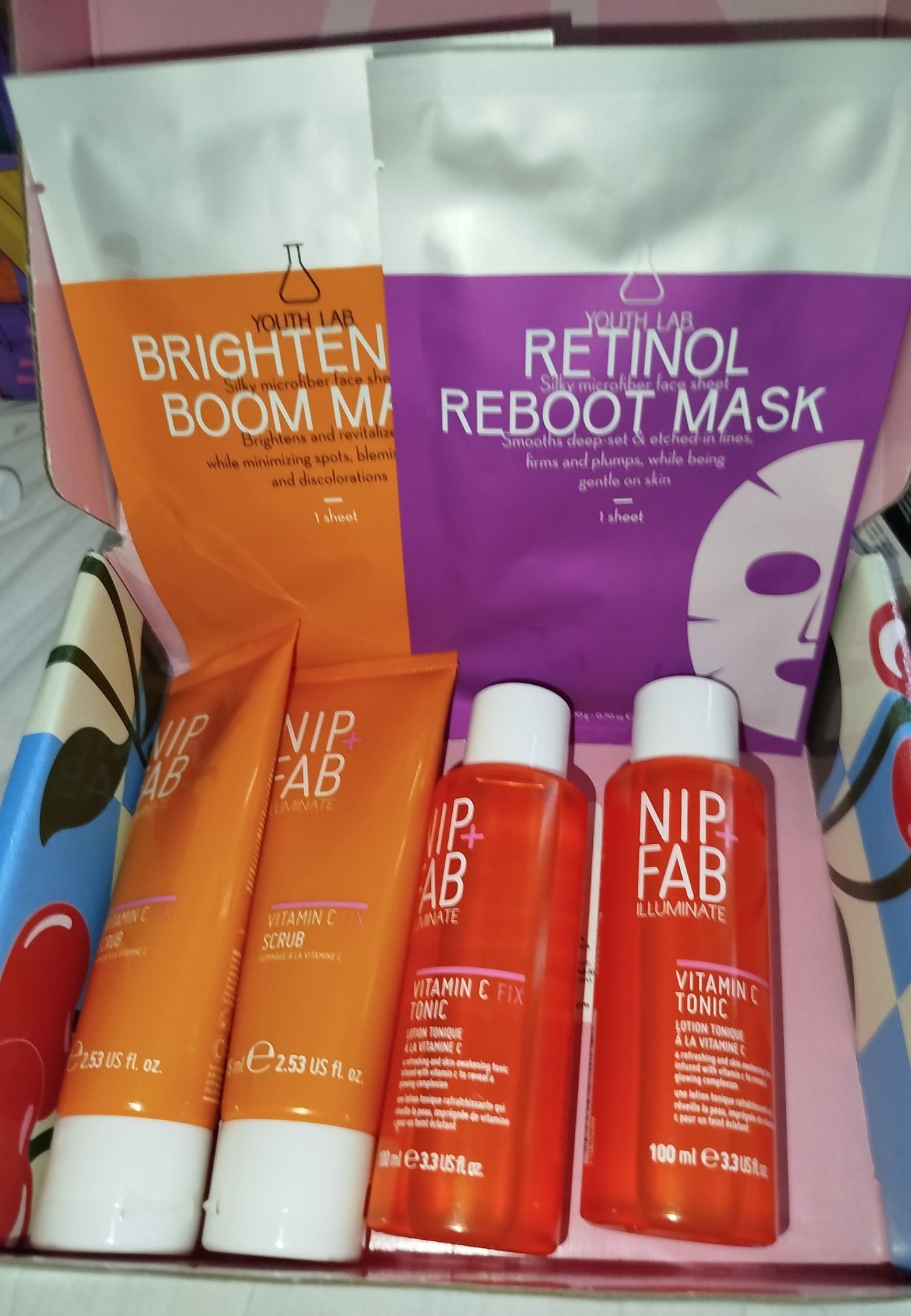 Комплект козметика Nip fab