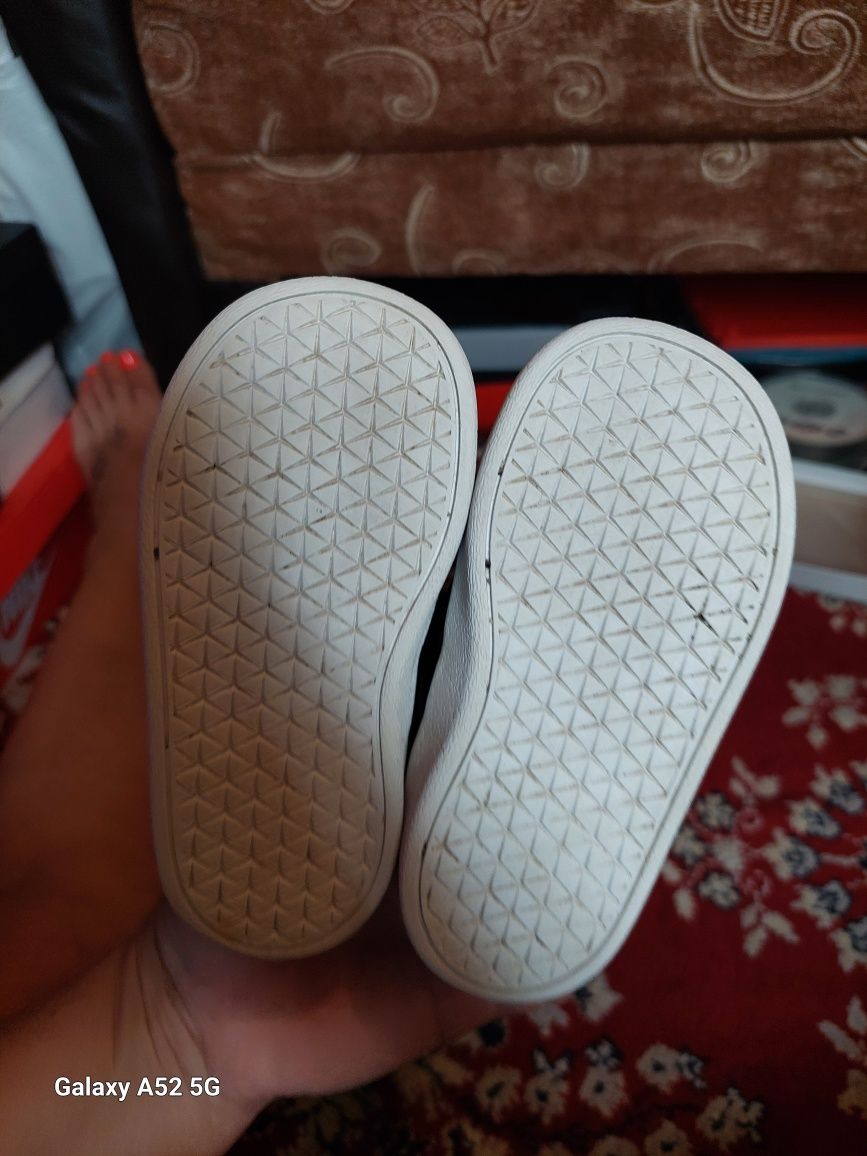 Adidas детски кецове