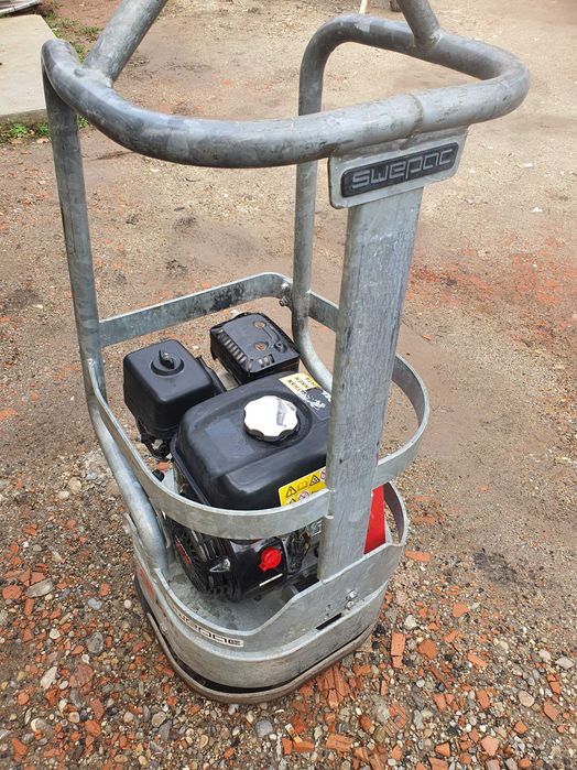 Swepac Fr95 compactor 95kg Honda GX160 an 2022 f putin folosit ca nou
