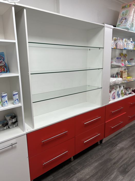 Витринные полки