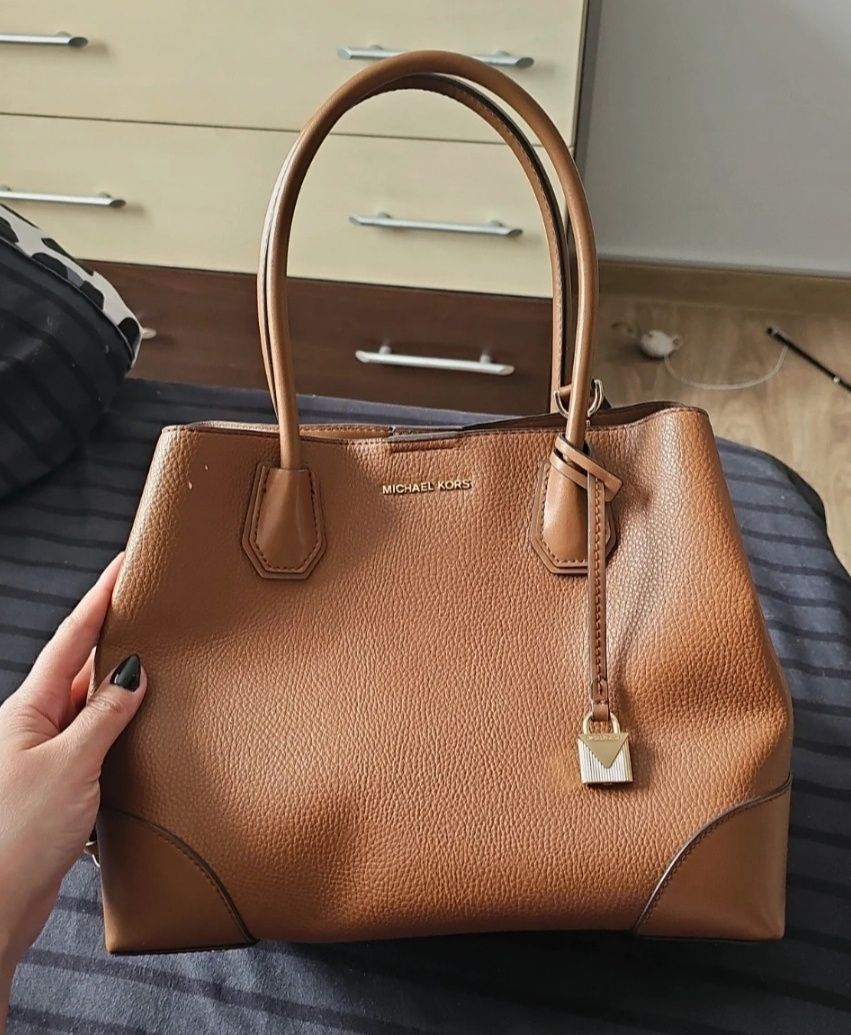 Geanta Michael Kors