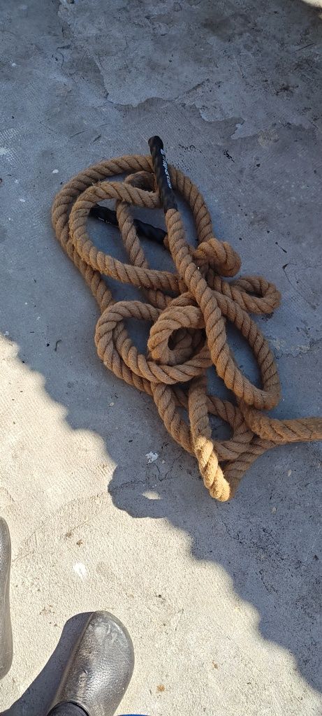 Фитнес въже и лежанка