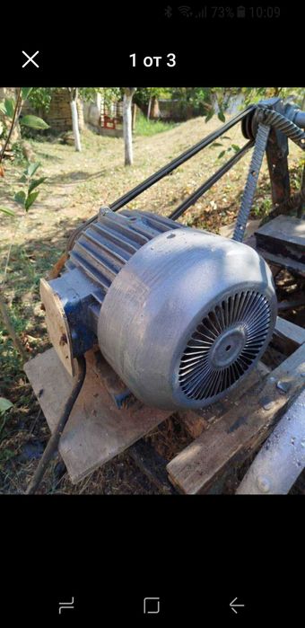 Продавам изгодно мощен циркуляр за рязане на дърва.