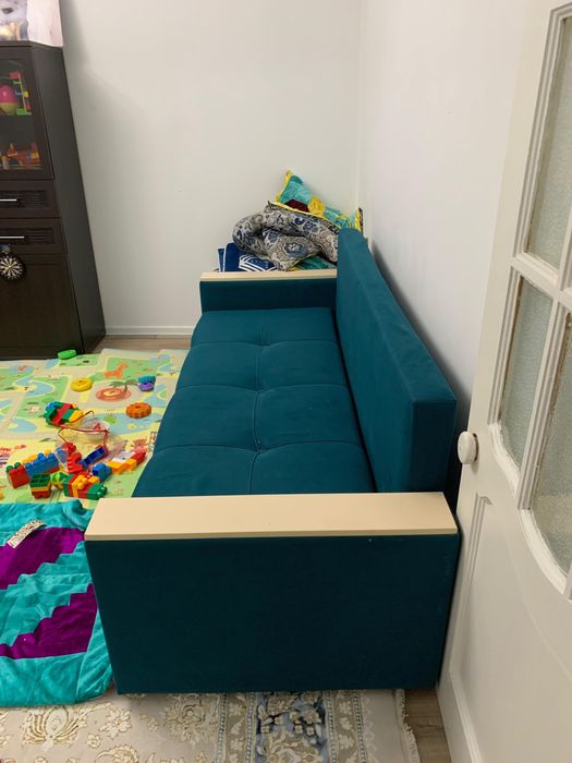 Продам диван срочно