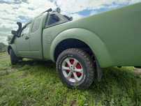 Nissan navara D40