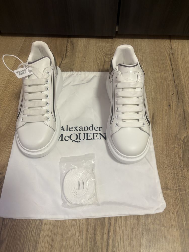 Adidasi Alexander McQueen calitate top