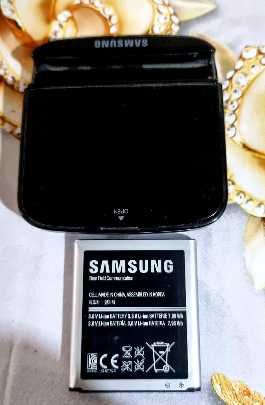 Samsung Galaxy s3 akumlyator chashkasi.