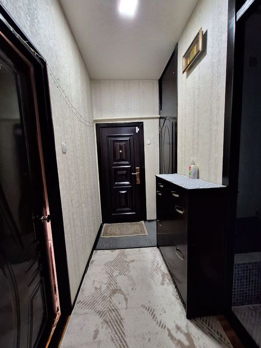 Kvartira sotiladi 3 xona 72kv