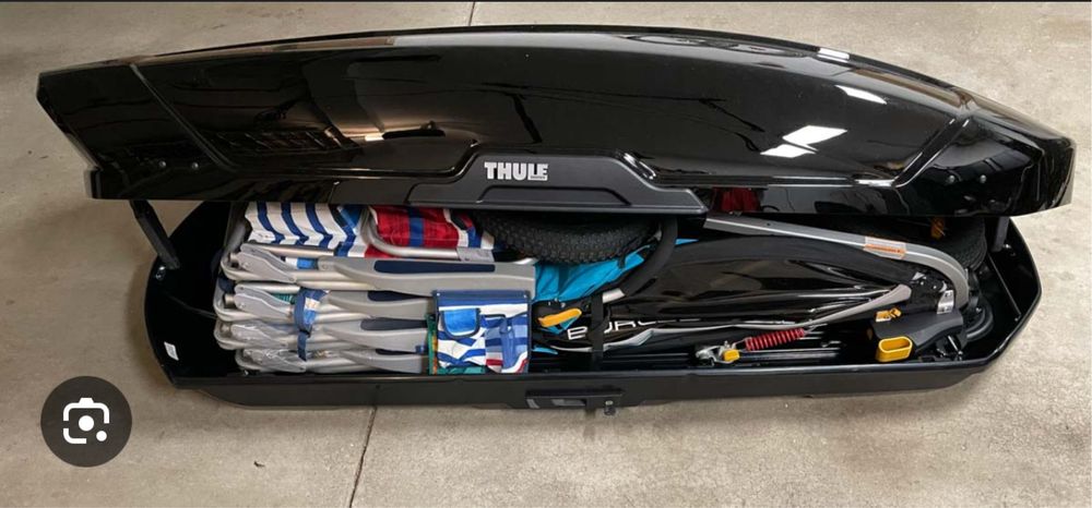 Cutie portbagaj auto Thule Motion XT XL 500 litri (cu o mica fisura)