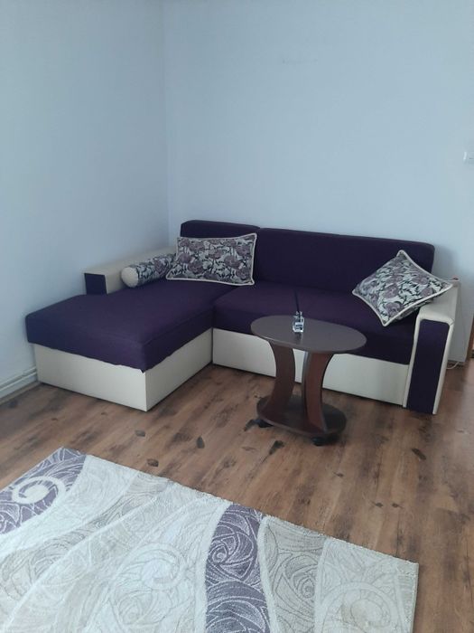 Inchiriez apartament 2 camere