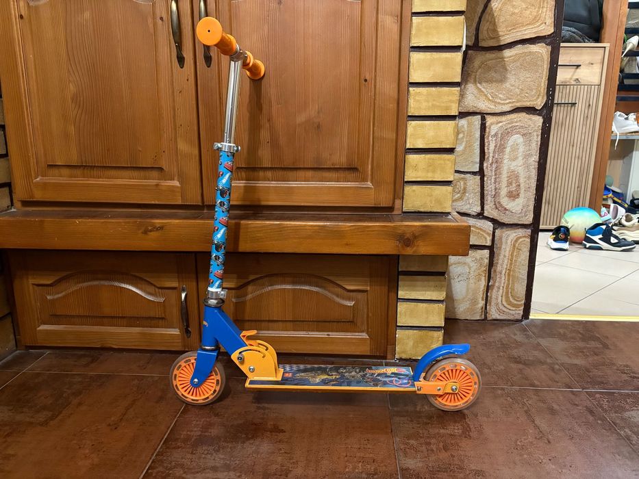 scooter Hot Wheels
