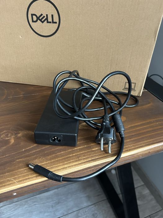 Гейминг лаптоп Dell G15